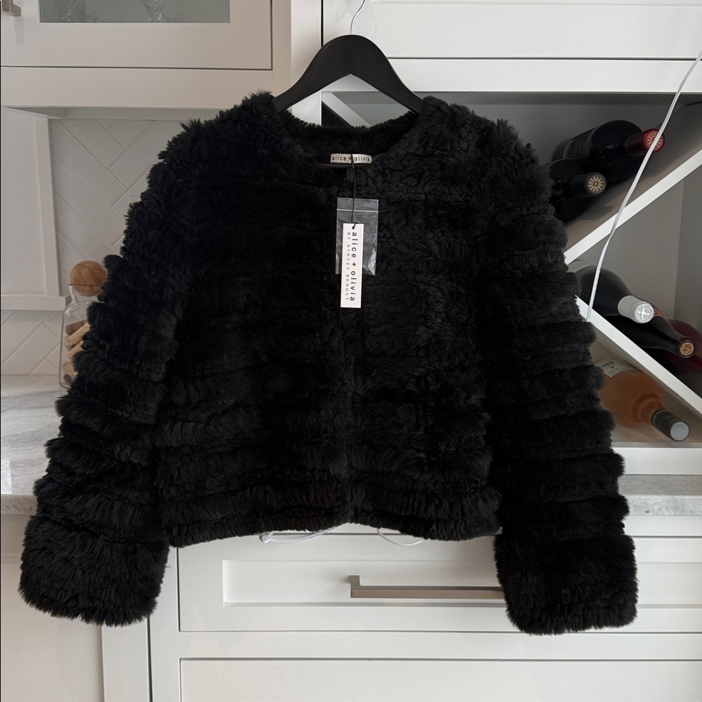ALICE AND OLIVIA FAWN FAUX FUR JACKET - Picture 4 of 12